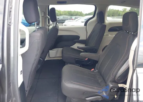 2017 Chrysler Pacifica Touring из США, поврежденный, VIN 2C4RC1DG6HR516974